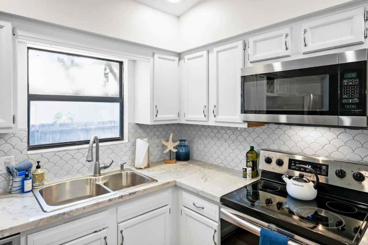 The St Augusdream Renovated Beach House Sleeps 8 Walk To Beach St. Augustine Zewnętrze zdjęcie