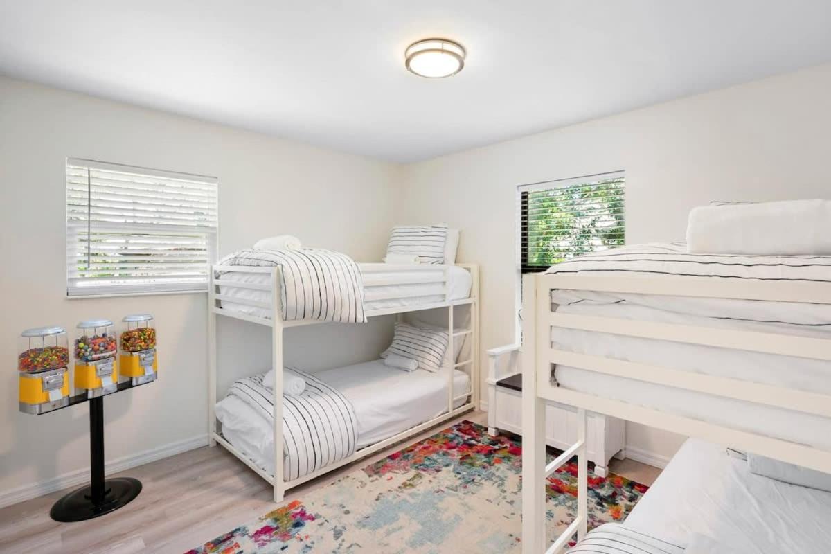 The St Augusdream Renovated Beach House Sleeps 8 Walk To Beach St. Augustine Zewnętrze zdjęcie